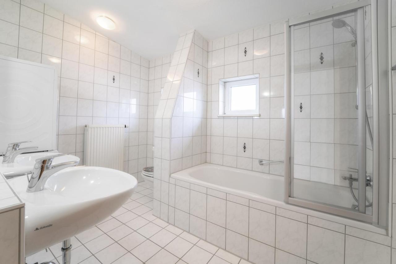Pension Schweizer Laupheim Buitenkant foto